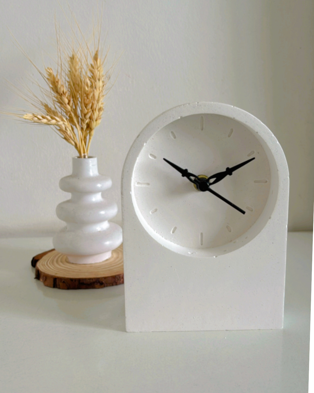 Morden Clock- Home Décor