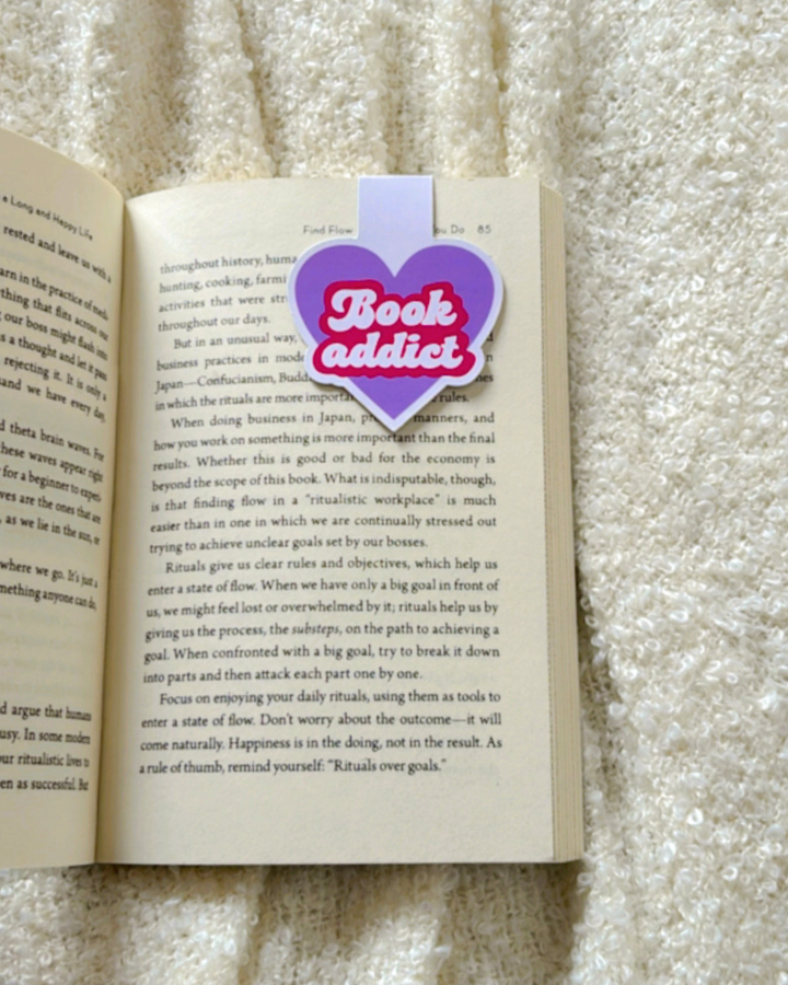 Book Addict Heart- Magnetic Bookmark